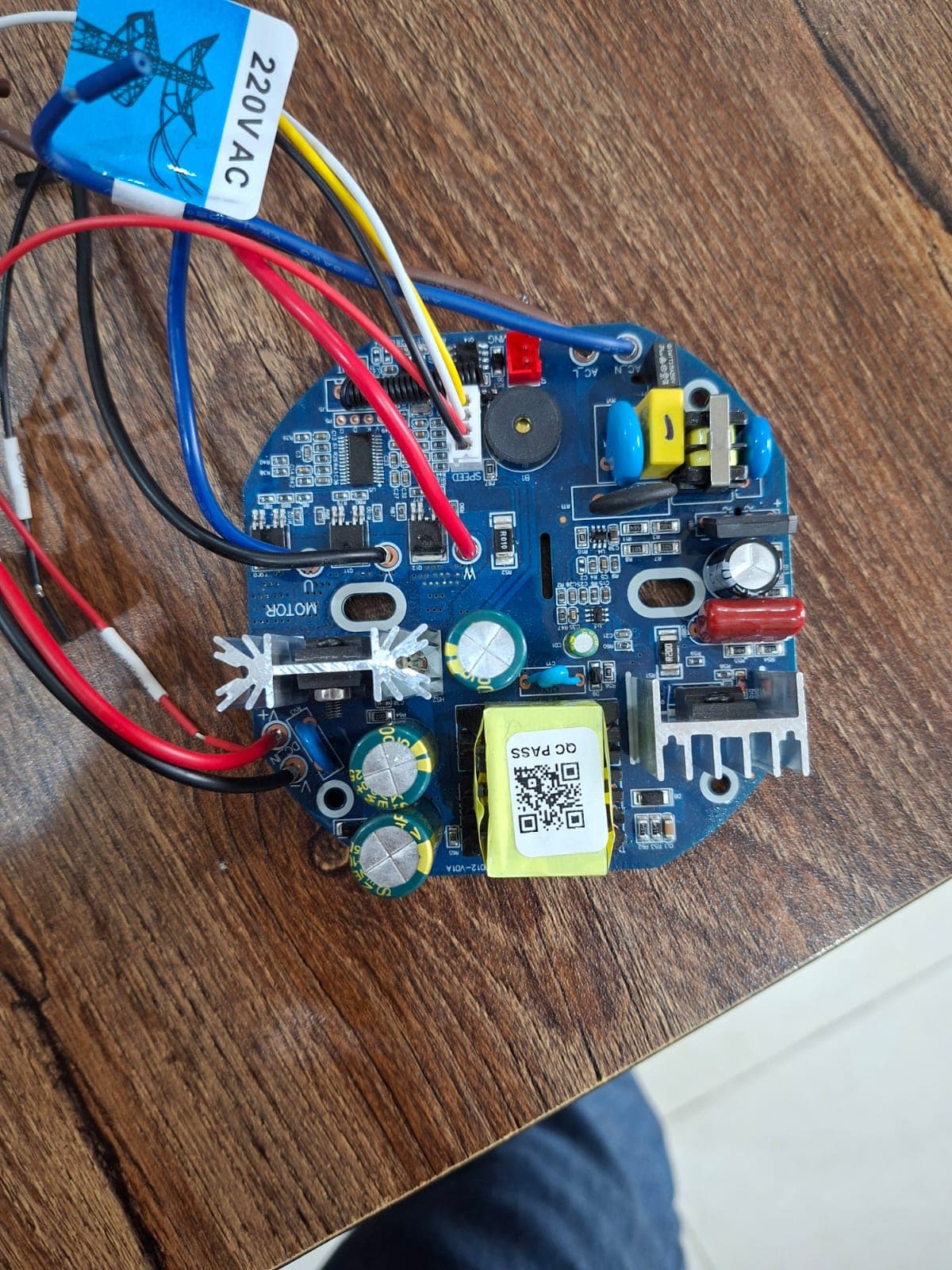 BLDC Motor Kit (High Efficiency) | 12V DC / 220V AC Compatible | Smart Controller | Max 100W